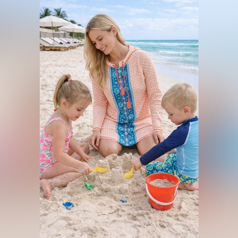 Aqua et Sol SPF 50 Colorful Long-Sleeve Tunic with Tassels